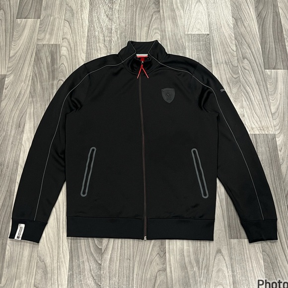 SIZE LARGE MENS PUMA X FERRARI SPORT LIFESTYLE TRACK JACKET - Picture 1 of 9